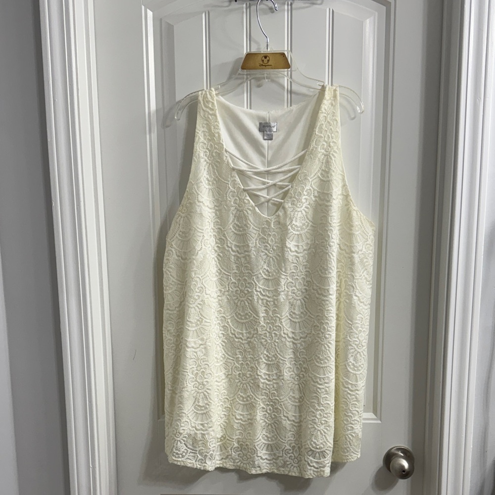 Avenue Cream Lace Sleeveless Top Size 14/16